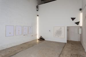Installation View, Sala 2, Mauro Ghiglione, Federico De Leonardis, Leòn Ferrari, Giorgia Fincato, Lucio Pozzi